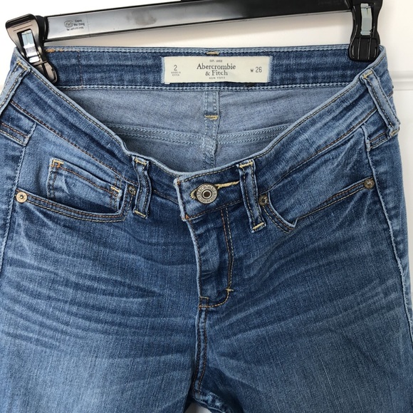Abercrombie and Fitch skinny ripped jeans - Picture 2 of 4